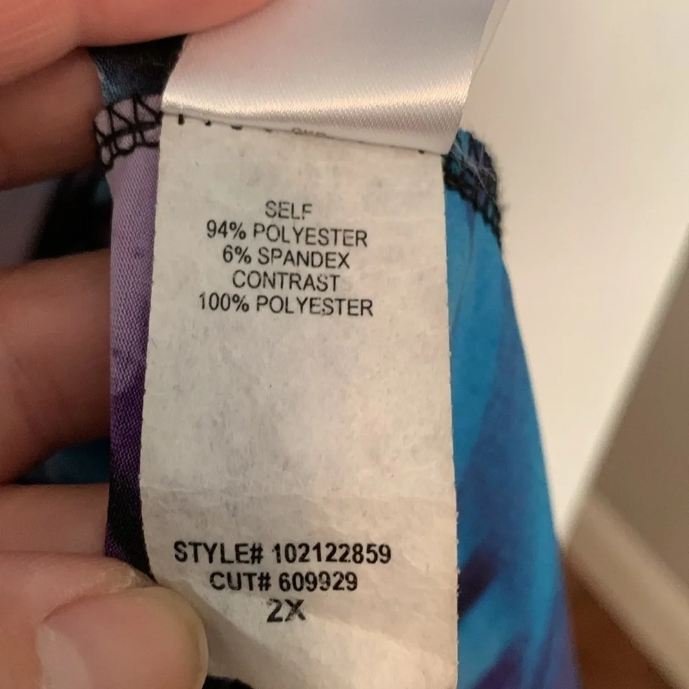 Blue Black Flutter Sleeve Blouse 2X - Picture 10 of 12